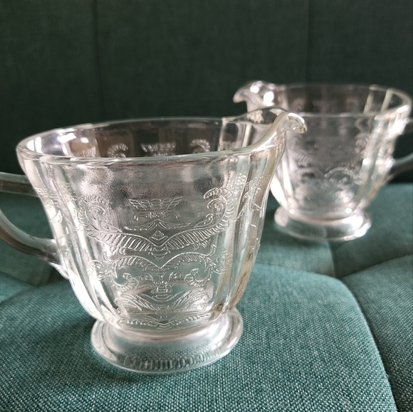 Indiana Glass Recollection Clear Glass Creamers set of two - Picture 2 of 10